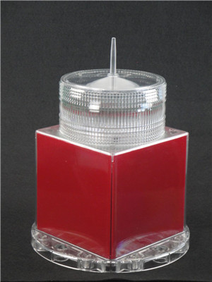 IQAirport.com RED L-810 Solar Obstruction Light - ICAO Aircraft Warning Lights